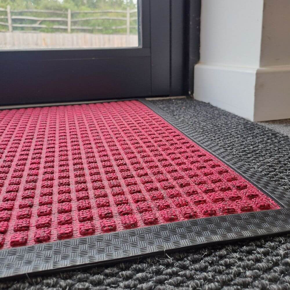 Aquasorb Matting - Red