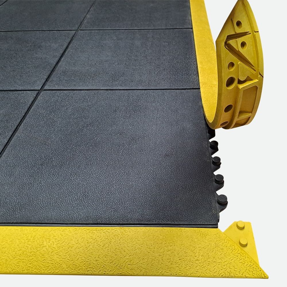 Cushion Link Closed Top 100% Nitrile Interlocking Matting