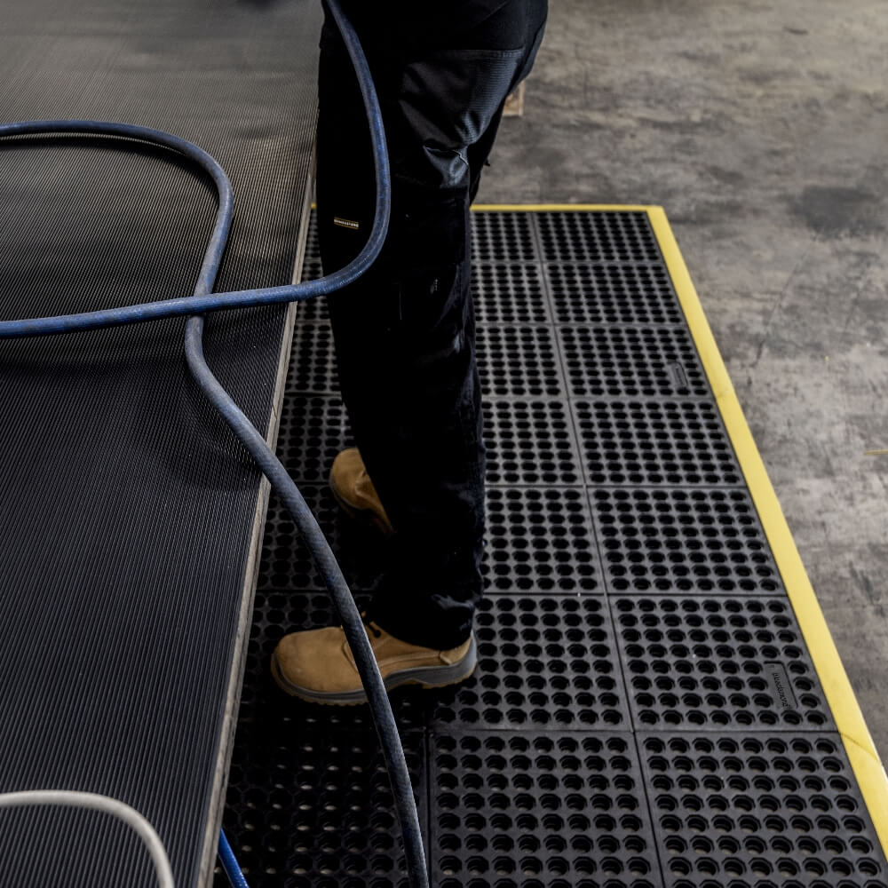 Cushion Link Open Top Interlocking Matting