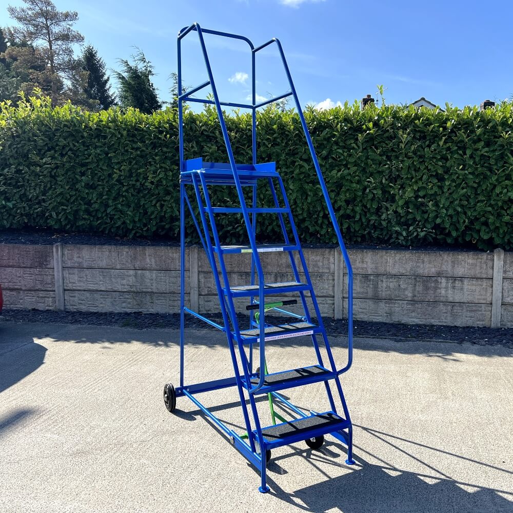 KK Knock Down Mobile Safety Step