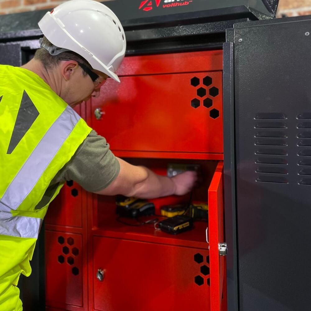 Volthub Lithium-Ion Battery Charging Station 230V