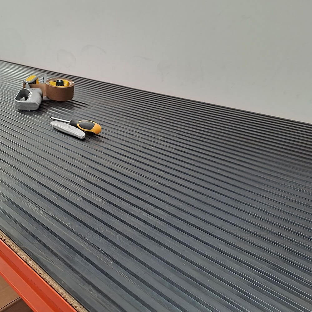 Wide Rib Rubber Matting - Black