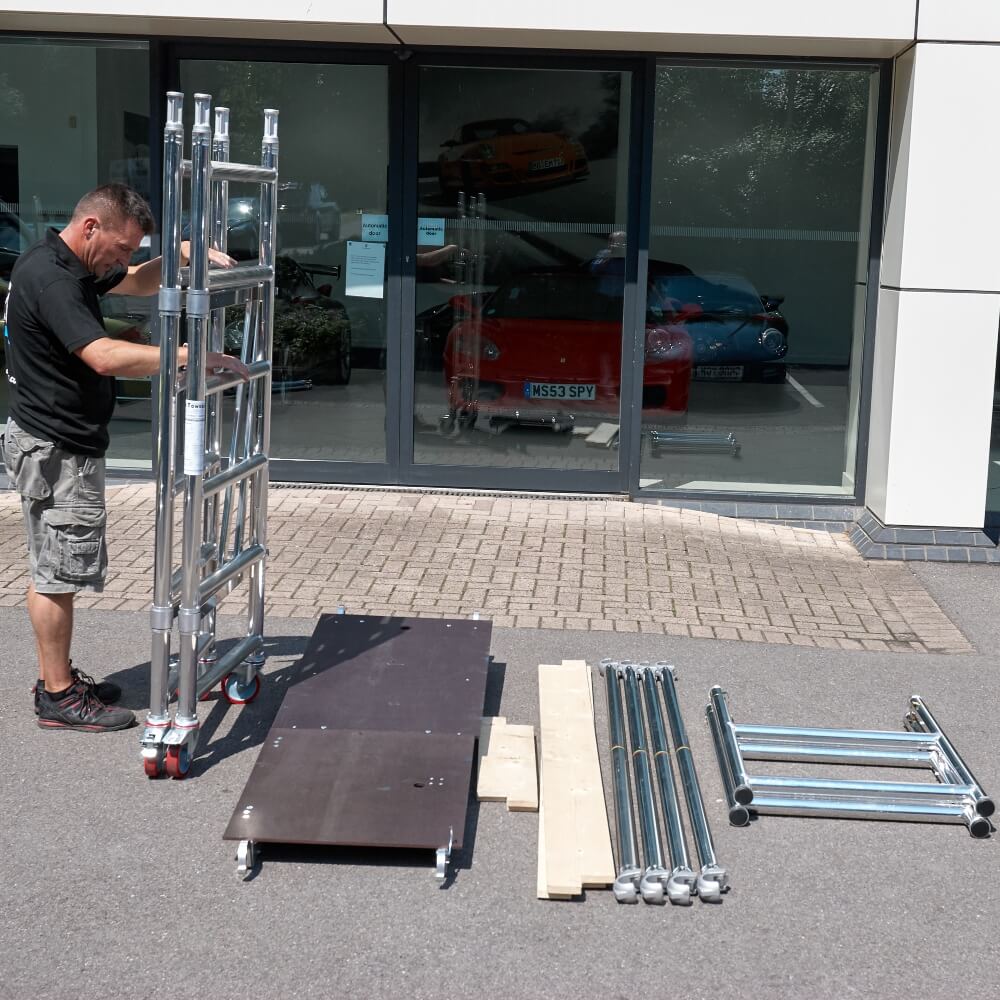 Centre-Fold Aluminium Tower