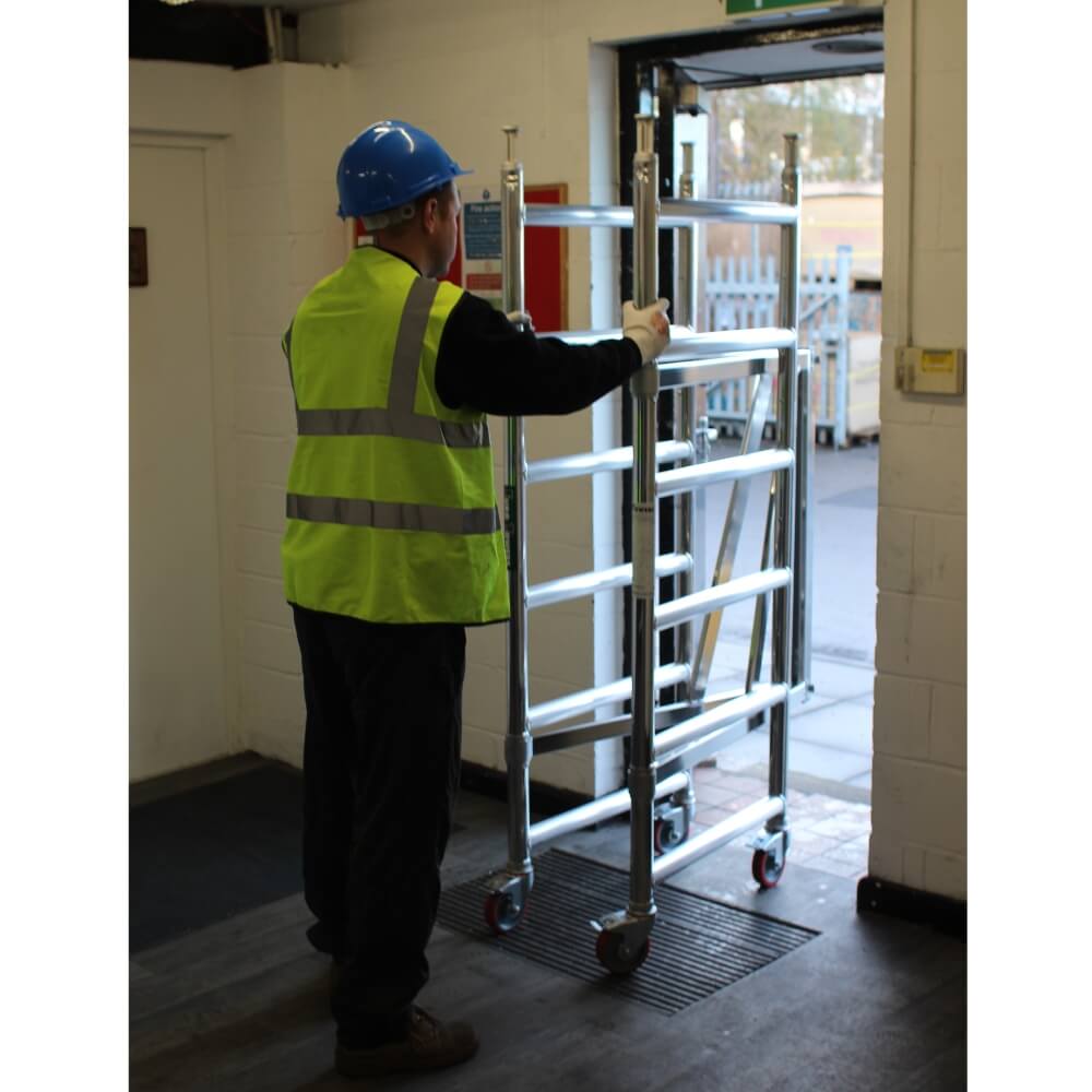 Centre-Fold Aluminium Tower