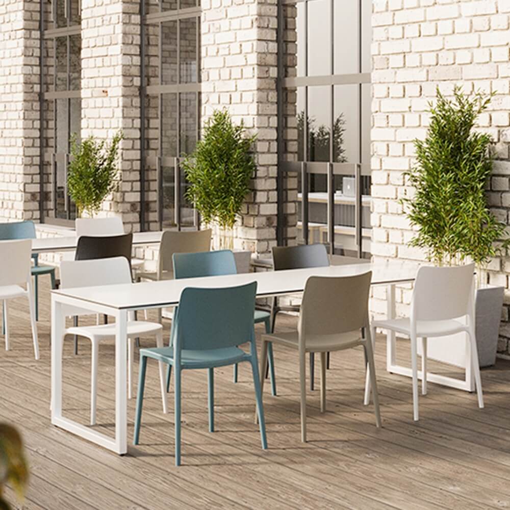 CITY Outdoor Dining Table