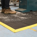 Cushion Link Closed Top 100% Nitrile Interlocking Matting