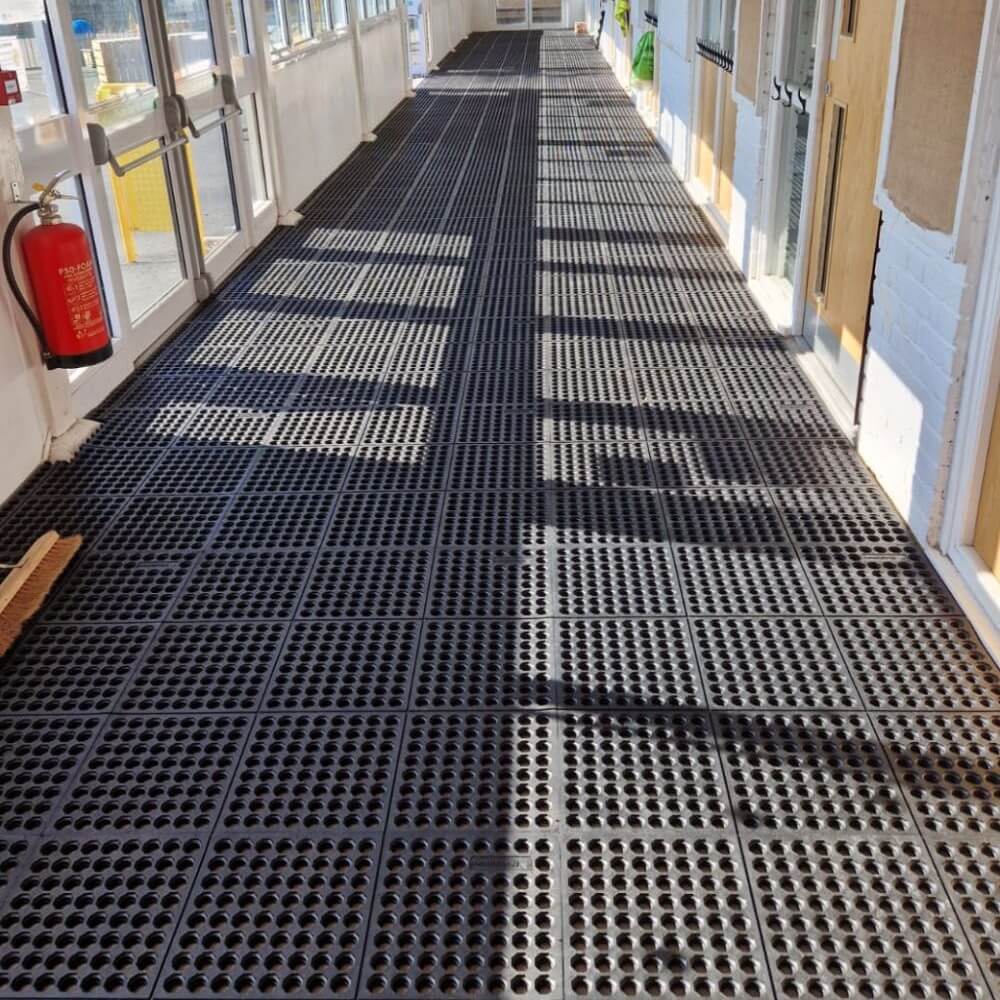 Cushion Link Open Top Interlocking Matting
