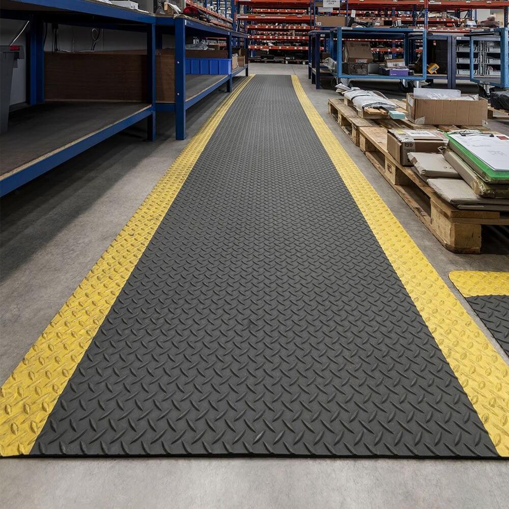 Kumfi Tough Matting - Black/Yellow