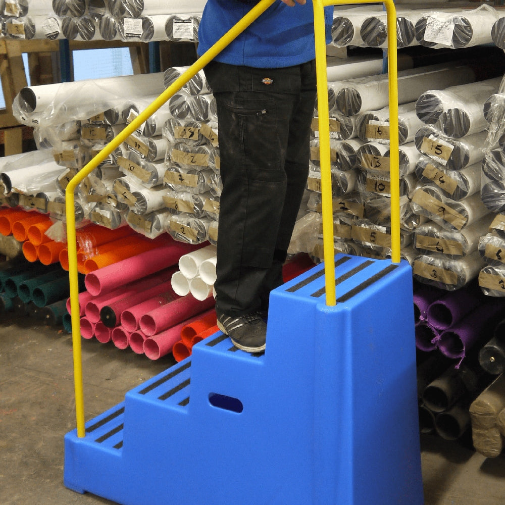 Heavy Duty Plastic Safety Steps 4 Tread with Handrail – Merlinindustrial