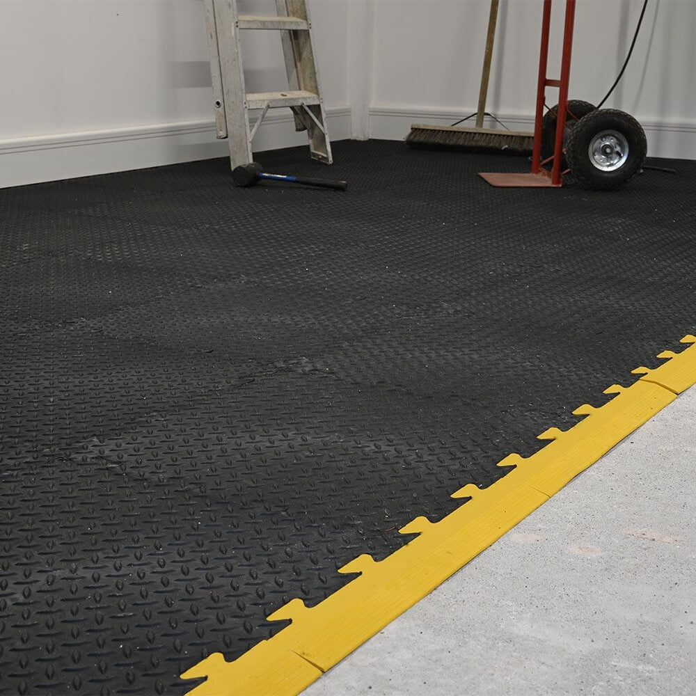 Tuff-Tile Diamond Interlocking Matting