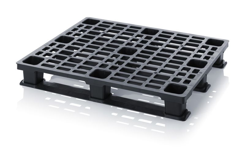 Lightweight pallets without retaining lip