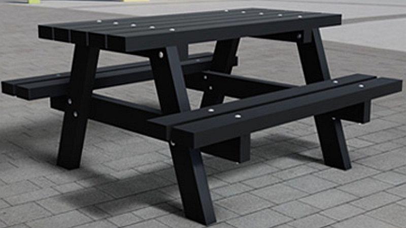 galvanised black picnic table