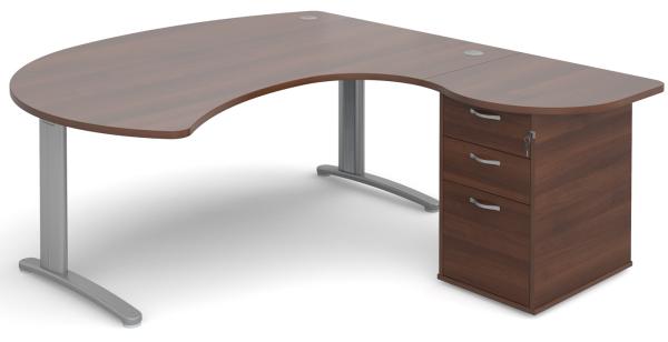 TR10 lmanagers desk in walnut finish