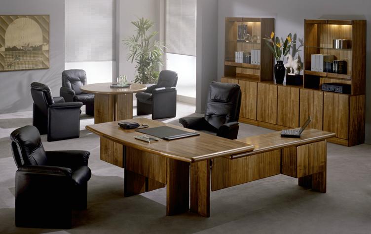 commodore executive desk in walnut