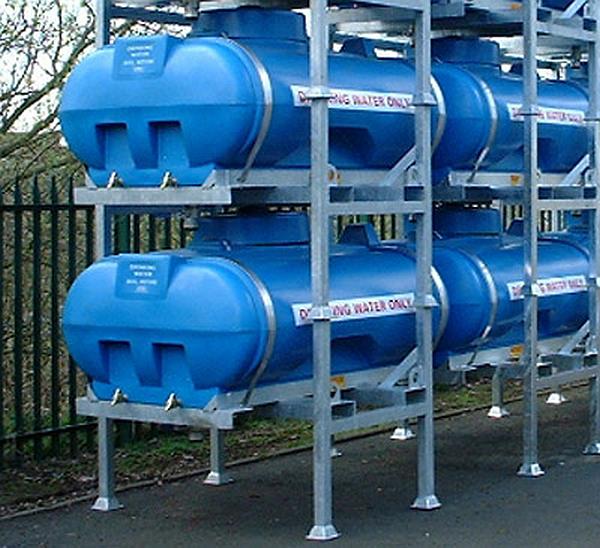 stacking water tanks