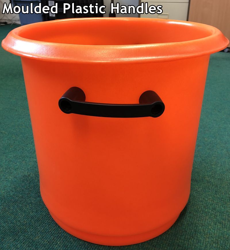 Red tub with moulded plastic handles