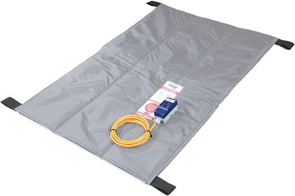 heating blanket with insulation