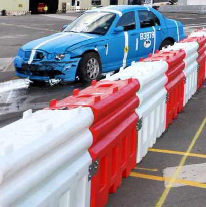 RB22-Plastic-road-barrier-water-filled